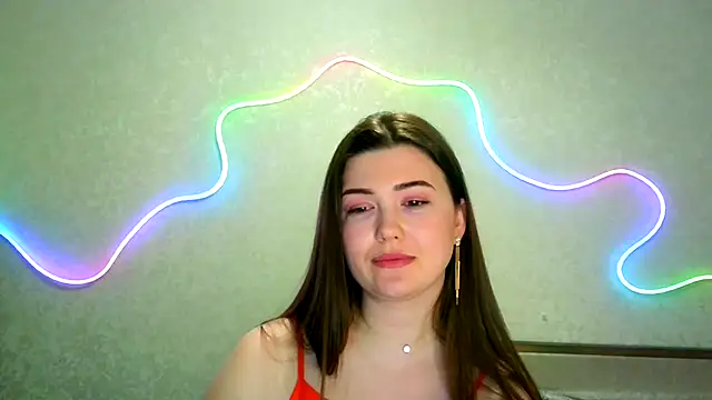 Snapshot of SeductiveTati chatting on April 15, 9:59 pm SeductiveTati online show from April 15, 9:59 pm