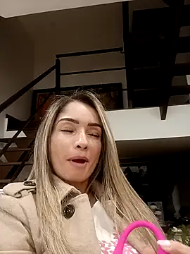 Snapshot of Loly_Horny chatting on March 7, 2:04 am Loly Horny online show from March 7, 2:04 am