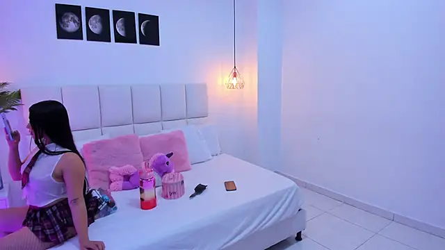 zoe rivers online show from November 4, 11:37 pm