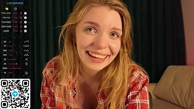 Snapshot of ElswythDecoursey chatting on December 23, 8:25 pm ElswythDecoursey online show from December 23, 8:25 pm