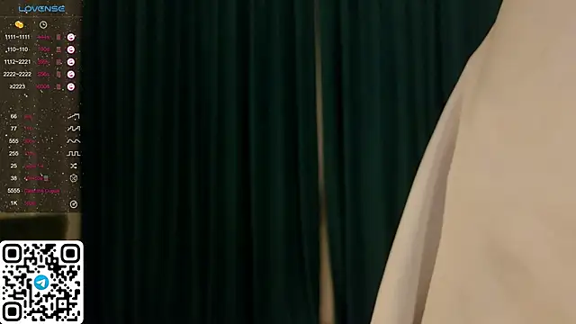 Snapshot of ElswythDecoursey chatting on December 28, 9:08 pm ElswythDecoursey online show from December 28, 9:08 pm