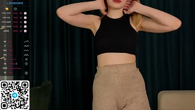 Snapshot of ElswythDecoursey chatting on January 25, 5:08 pm ElswythDecoursey online show from January 25, 5:08 pm