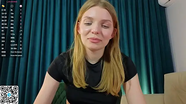 Snapshot of ElswythDecoursey chatting on March 3, 9:05 pm ElswythDecoursey online show from March 3, 9:05 pm