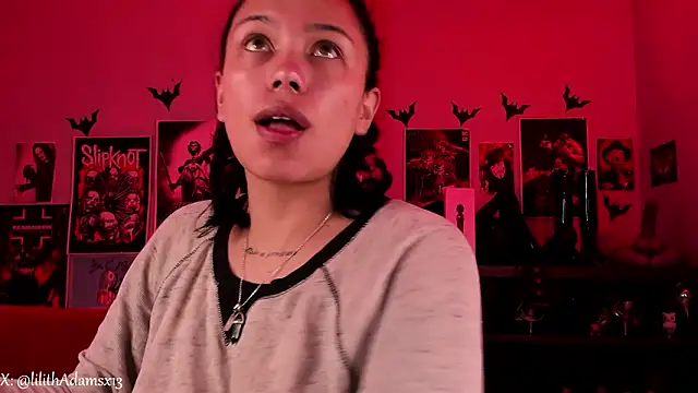 lilith-deveraux online show from March 28, 3:11 pm