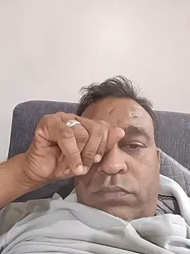 nupa230780 online show from December 1, 5:29 pm