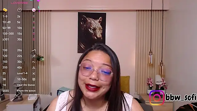 Snapshot of virtual_charm chatting on April 18, 2:10 pm virtual charm online show from April 18, 2:10 pm