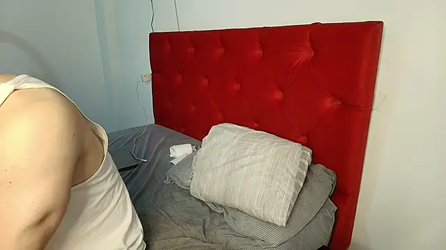 Snapshot of NicoDavisHere chatting on March 8, 1:03 am NicoDavisHere online show from March 8, 1:03 am