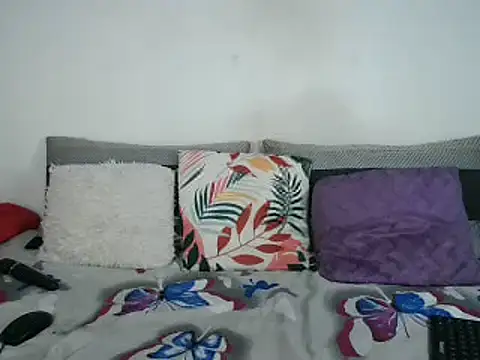 Thickqueenxxx online show from January 17, 8:11 pm