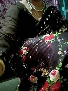 Snapshot of gunjan22 chatting on January 20, 7:04 am gunjan22 online show from January 20, 7:04 am