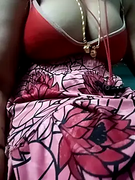 Snapshot of gunjan22 chatting on January 6, 8:51 am gunjan22 online show from January 6, 8:51 am