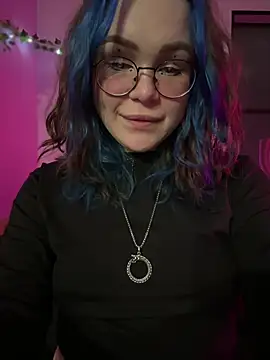 Snapshot of MaddisonHaas chatting on December 20, 3:36 am MaddisonHaas online show from December 20, 3:36 am
