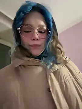 Snapshot of MaddisonHaas chatting on December 24, 12:33 am MaddisonHaas online show from December 24, 12:33 am
