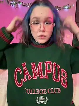 Snapshot of MaddisonHaas chatting on January 17, 2:29 am MaddisonHaas online show from January 17, 2:29 am