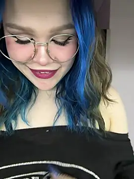 Snapshot of MaddisonHaas chatting on January 28, 3:15 am MaddisonHaas online show from January 28, 3:15 am