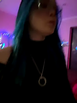 Snapshot of MaddisonHaas chatting on October 1, 1:33 am MaddisonHaas online show from October 1, 1:33 am