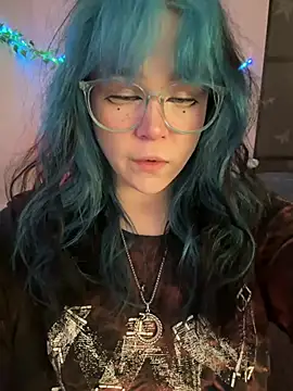 MaddisonHaas online show from May 18, 2:12 pm