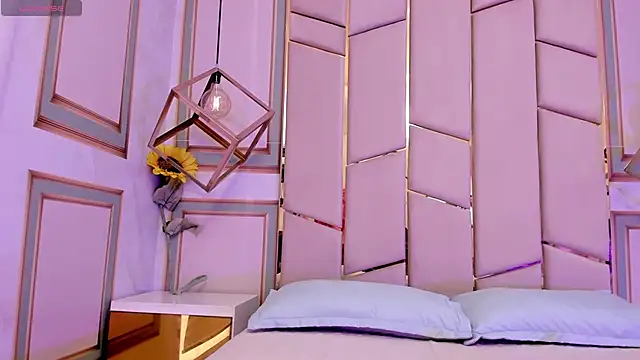 Sweetgirl4u  online show from March 5, 2:56 pm