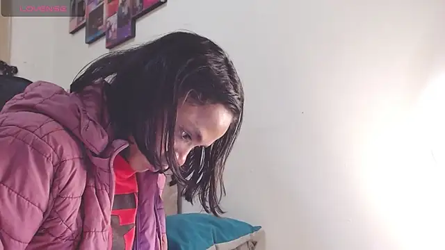 Snapshot of Samary_thomas chatting on January 18, 12:13 am Samary thomas online show from January 18, 12:13 am