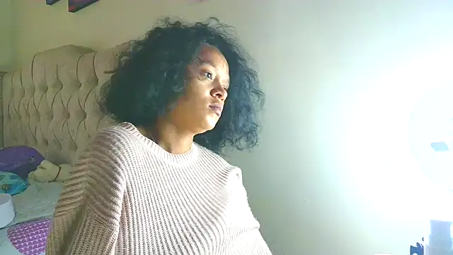 Snapshot of Samary_thomas chatting on September 25, 10:13 pm Samary thomas online show from September 25, 10:13 pm