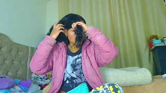 Samary thomas online show from May 5, 11:24 pm