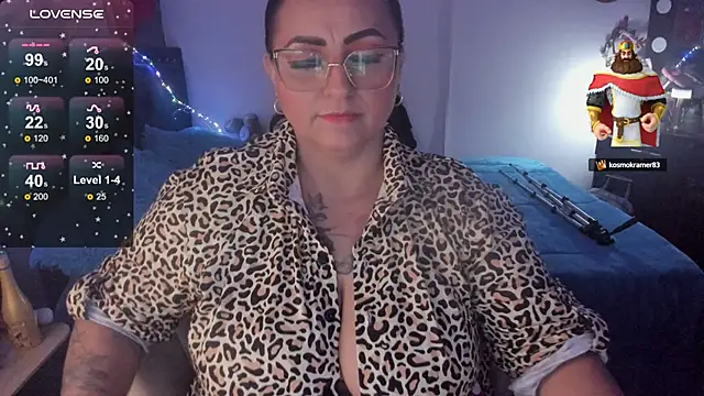 Snapshot of Ivonnee__ chatting on February 5, 6:13 am Ivonnee   online show from February 5, 6:13 am