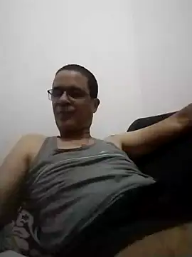 Snapshot of barboza991 chatting on December 10, 12:50 am barboza991 online show from December 10, 12:50 am