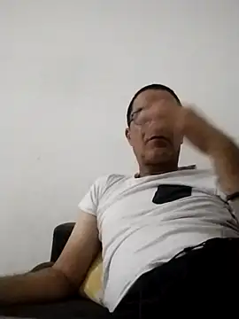 Snapshot of barboza991 chatting on November 29, 1:52 am barboza991 online show from November 29, 1:52 am