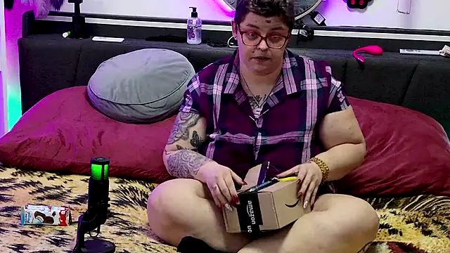 SunshineLexi online show from January 15, 2:54 pm