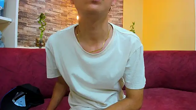 DamiBright online show from February 20, 6:13 pm