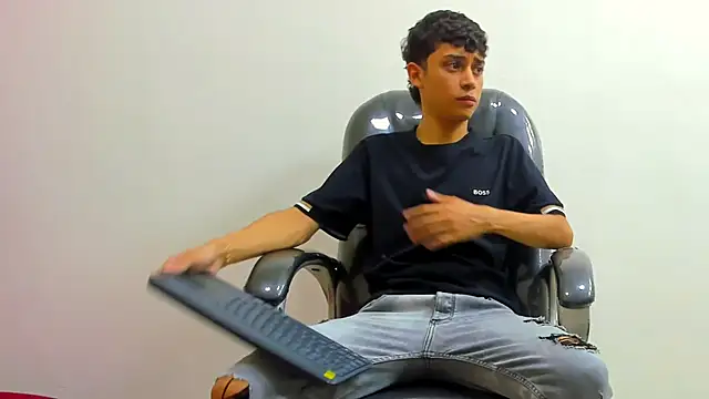 DamiBright online show from October 4, 6:17 pm