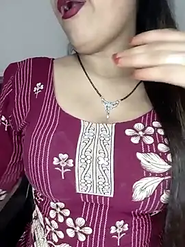 Shanaya Hotty online show from October 19, 8:42 pm