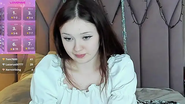 MiriaamWhite online show from January 19, 2:04 am
