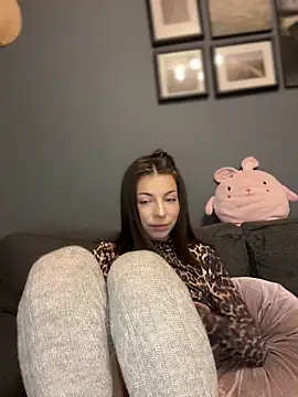 Mia Ethan online show from December 3, 5:12 pm