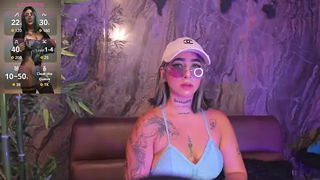 Alahia Dangelo online show from October 22, 5:34 pm