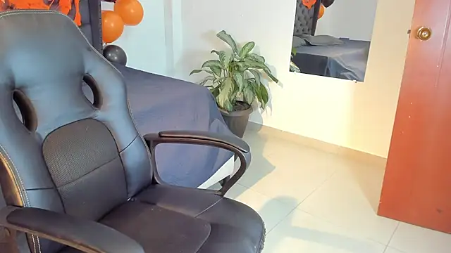  maria foxx  online show from October 15, 7:36 pm