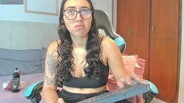  maria foxx  online show from May 1, 5:17 pm