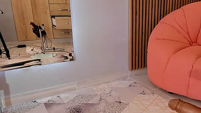 Eilin clio online show from December 21, 3:42 pm