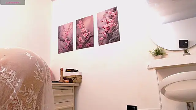 Snapshot of amaranta_f00x chatting on February 26, 12:53 am amaranta f00x online show from February 26, 12:53 am