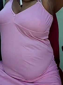 Snapshot of Sexy-Telugunayana2 chatting on December 18, 6:36 pm Sexy-Telugunayana2 online show from December 18, 6:36 pm