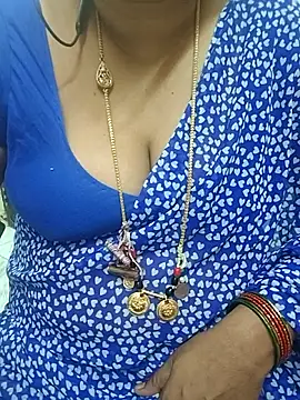 Snapshot of Sexy-Telugunayana2 chatting on February 13, 10:17 pm Sexy-Telugunayana2 online show from February 13, 10:17 pm