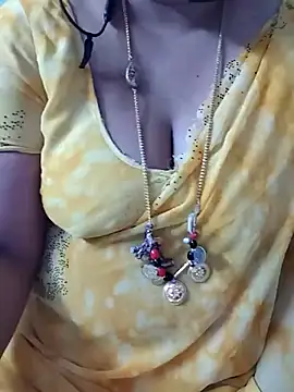 Snapshot of Sexy-Telugunayana2 chatting on February 24, 5:49 am Sexy-Telugunayana2 online show from February 24, 5:49 am