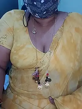 Snapshot of Sexy-Telugunayana2 chatting on February 24, 7:01 pm Sexy-Telugunayana2 online show from February 24, 7:01 pm