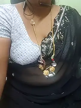 Snapshot of Sexy-Telugunayana2 chatting on February 28, 8:04 am Sexy-Telugunayana2 online show from February 28, 8:04 am