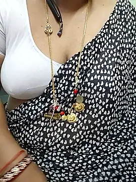 Snapshot of Sexy-Telugunayana2 chatting on March 28, 6:18 pm Sexy-Telugunayana2 online show from March 28, 6:18 pm