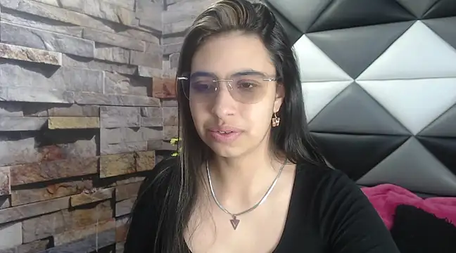 Snapshot of Tammy_Blackk chatting on January 3, 11:46 am Tammy Blackk online show from January 3, 11:46 am