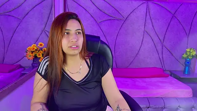 Snapshot of Tammy_Blackk chatting on October 28, 4:49 am Tammy Blackk online show from October 28, 4:49 am