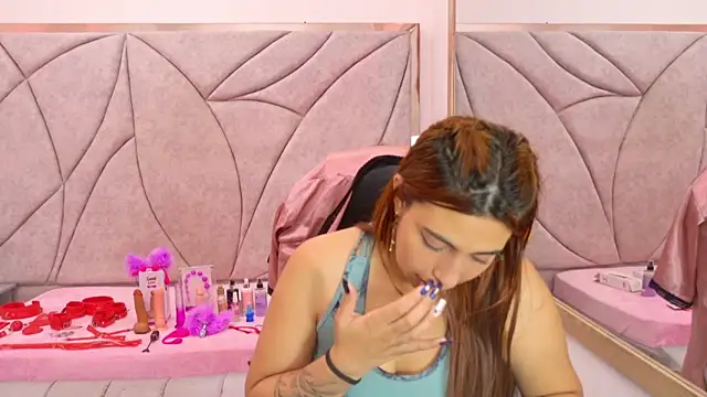 Snapshot of Tammy_Blackk chatting on November 6, 3:51 am Tammy Blackk online show from November 6, 3:51 am