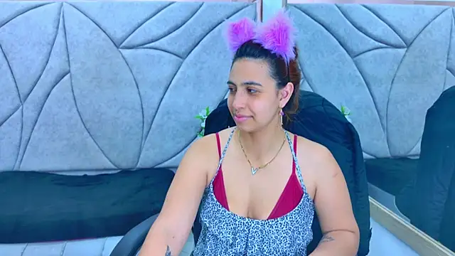 Snapshot of Tammy_Blackk chatting on November 12, 3:29 am Tammy Blackk online show from November 12, 3:29 am