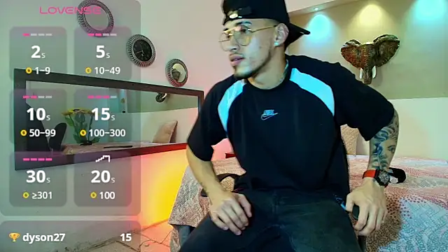 Snapshot of austin_collinss chatting on January 23, 1:41 am austin collinss online show from January 23, 1:41 am