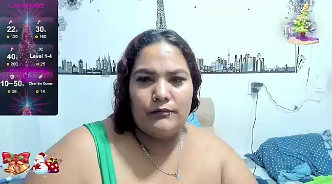 Snapshot of Angiiee_bbw chatting on December 7, 7:38 am Angiiee bbw online show from December 7, 7:38 am